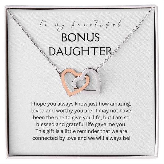 Bonus Daughter | We are Connected - Interlocking Hearts Necklace